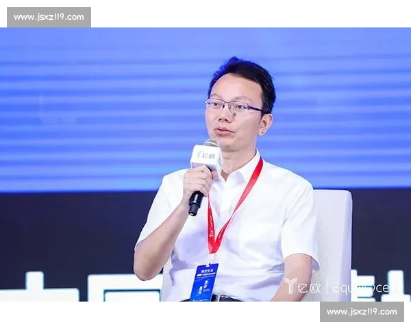 体育分析中心:深入探讨数据驱动的赛事预测与运动员表现评估分析